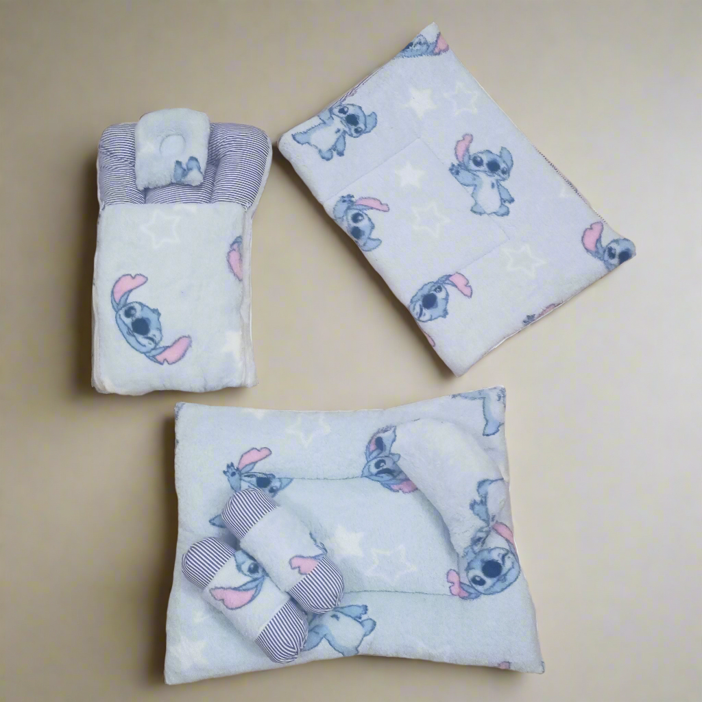 7 Pieces Baby Bedding Set Velvet Sky blue printed