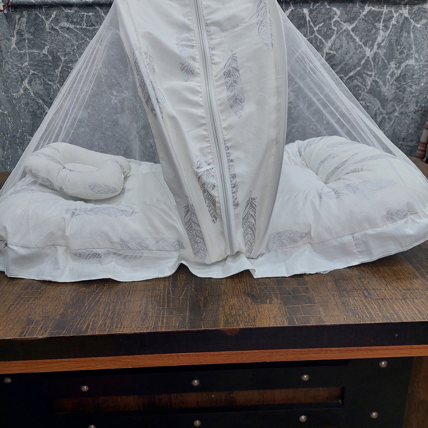Mosquito Net White silver leafs