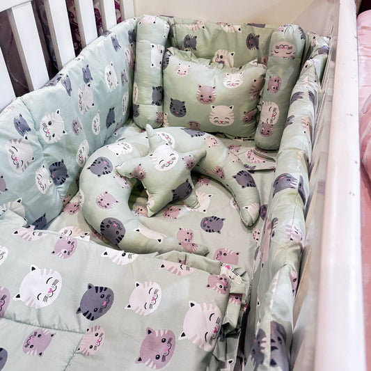 8 Pieces Cot Set Green cats