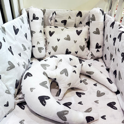8 Pieces Cot Set white hearts