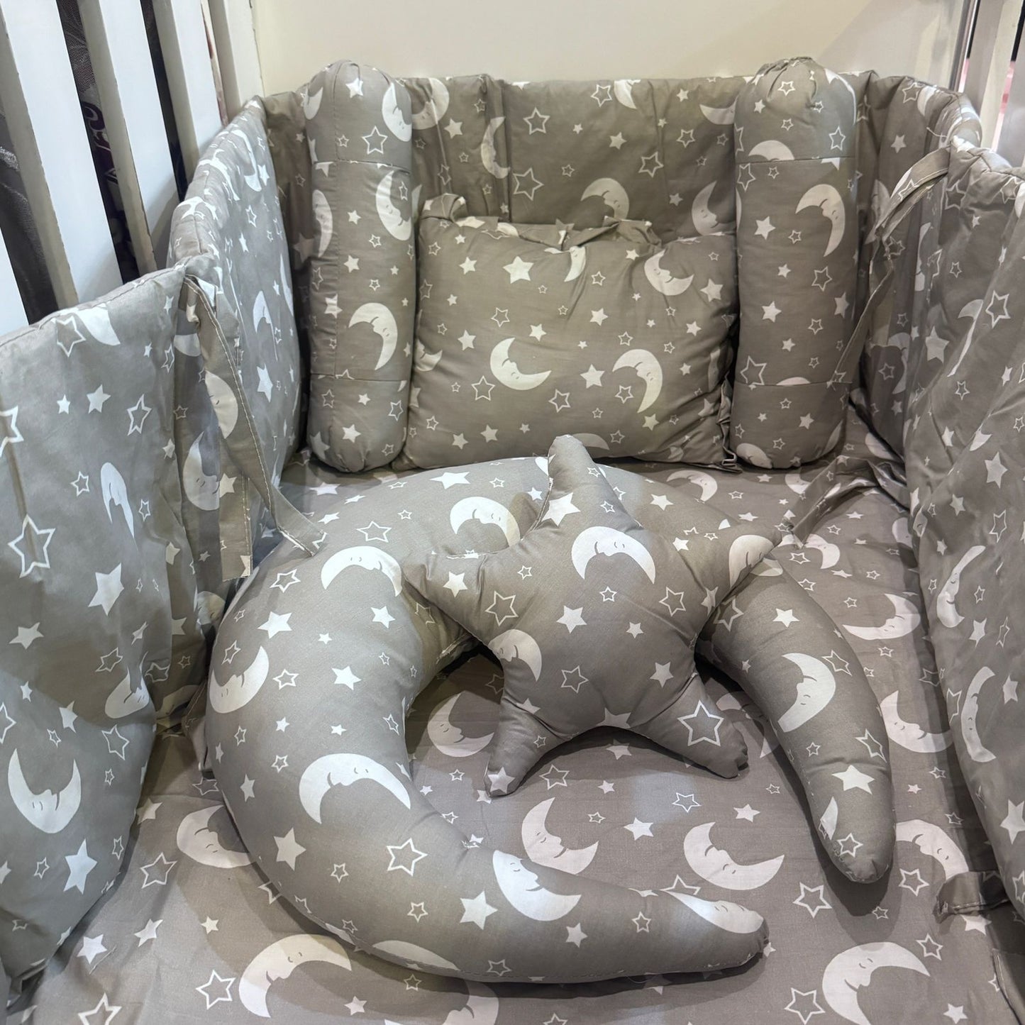 8 Pieces Cot Set Grey star moon