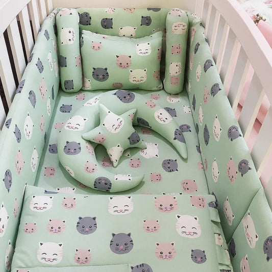 8 Pieces Cot Set Green cats