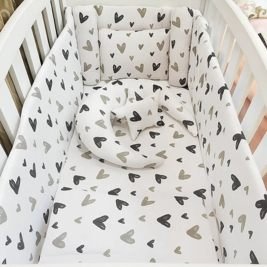 8 Pieces Cot Set white hearts
