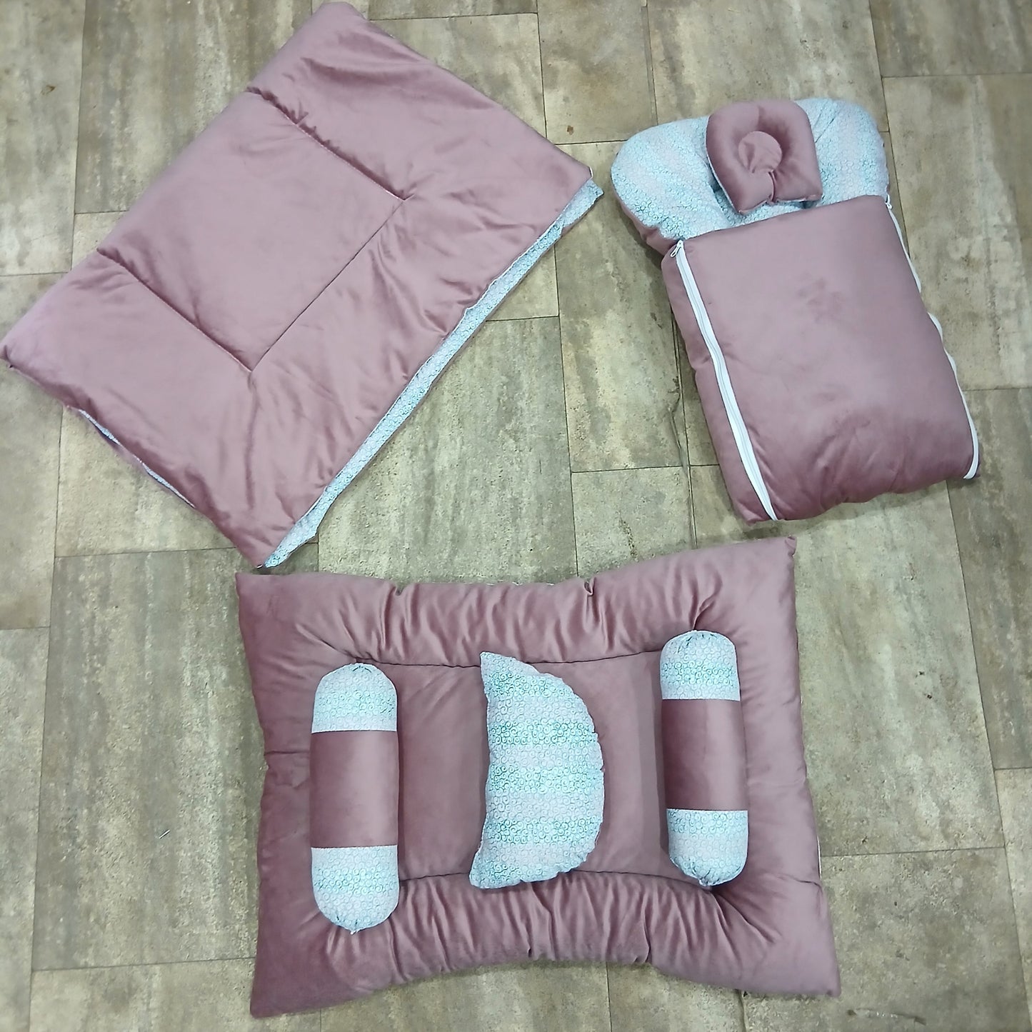 7 Pieces Baby Bedding Set Velvet Pink